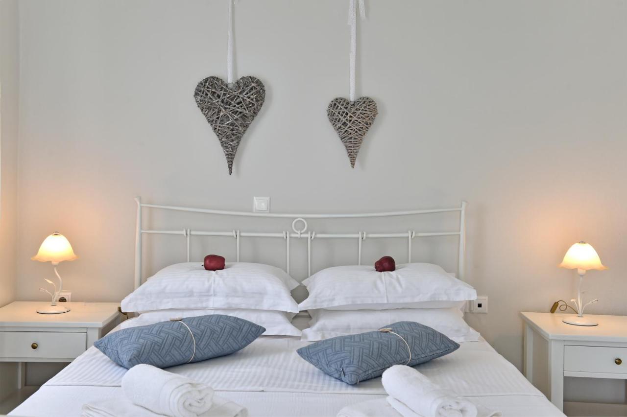 Tonia Apartments Paros 흐리시 악티 외부 사진