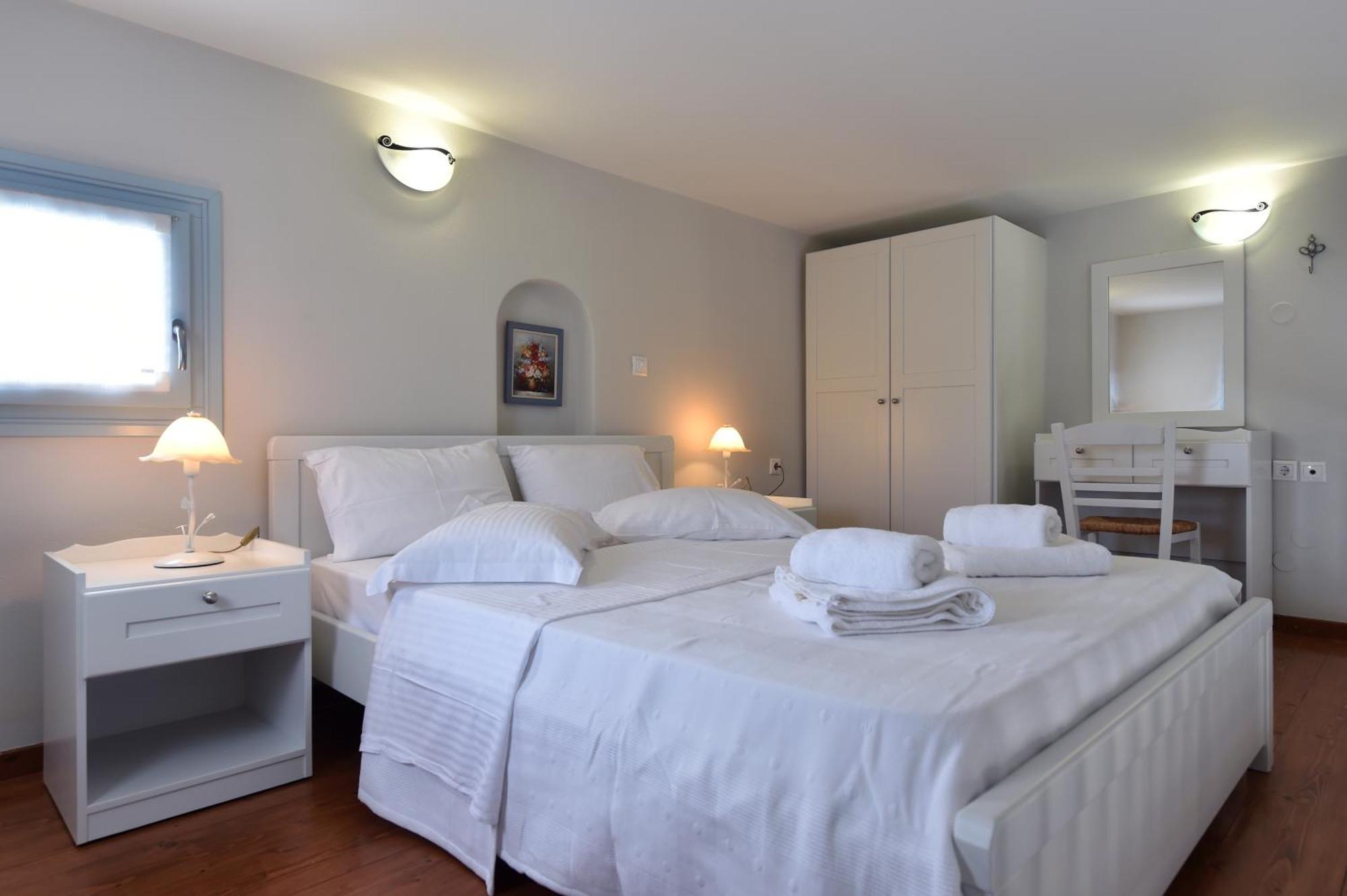 Tonia Apartments Paros 흐리시 악티 외부 사진